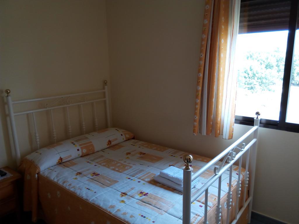 Hostal Miraflor De Las Cadenas Куакос-де-Юсте Екстер'єр фото